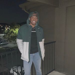 Meet your Posher, Jonathon